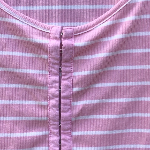 long sleeve scoop neck - Picture 2 of 2